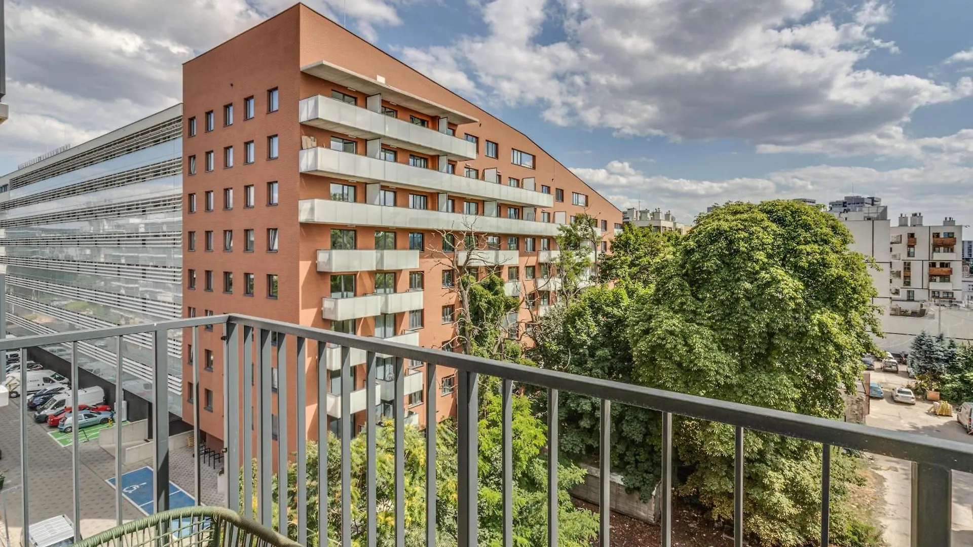 Rentplanet - Apartamenty Dmowskiego Βρότσλαβ 0*,